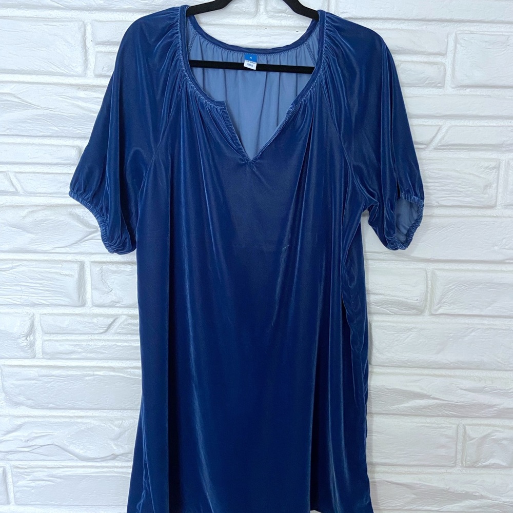 Old Navy velvet dress